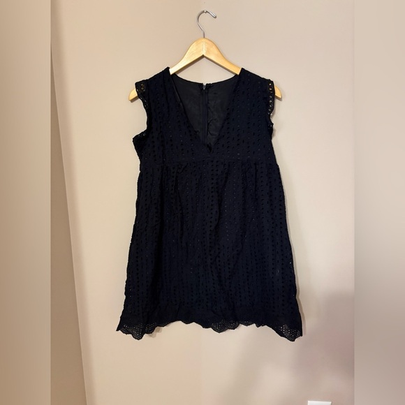 Amazon Women's Black Lace V-Neck Ruffle Sleeve Mini Dress M - Picture 8 of 9